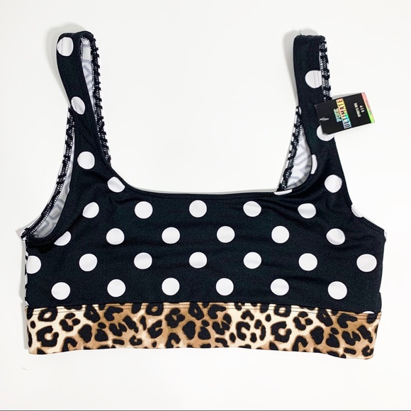 PINK Victoria's Secret Other - Pink by VS Sports Bra in Cheetah, Black , white